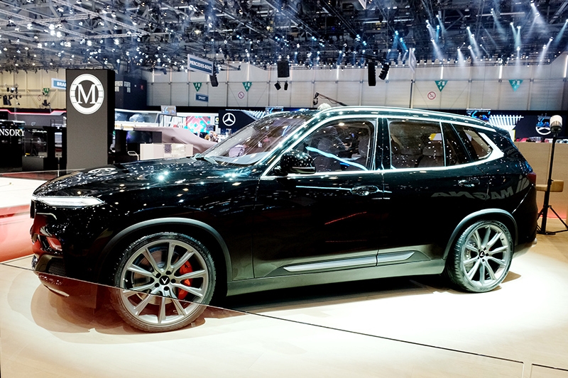 VinFast Lux V8 - SUV động cơ 6.2L của Cadillac ra mắt tại Geneva Motor Show vinfast lux v8 suv dong co 62l cua cadillac ra mat tai geneva motor show