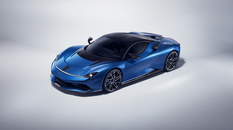 Pininfarina Battista: Siêu xe điện 2 triệu USD, nhanh hơn cả máy bay phản lực pininfaria battista sieu xe dien gia 2 trieu usd nhanh hon ca may bay phan luc