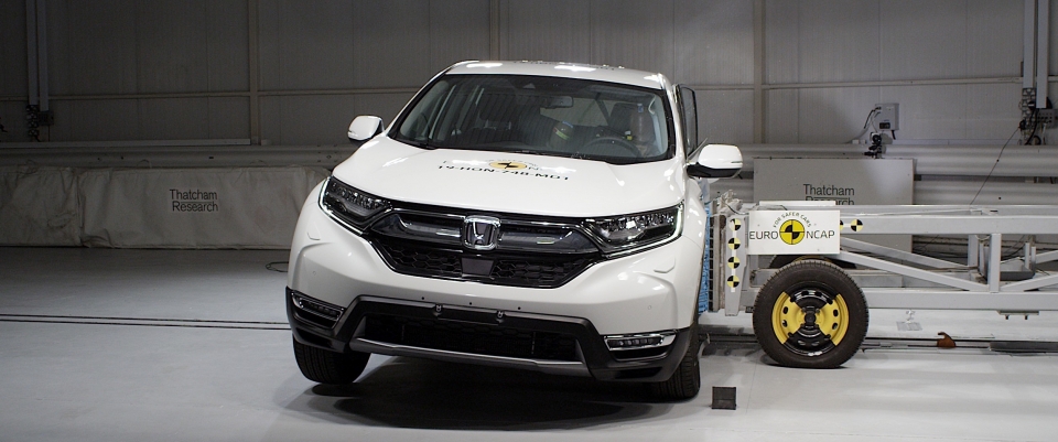 honda cr v 2019 dat diem so an toan cao hon ca mercedes benz g class