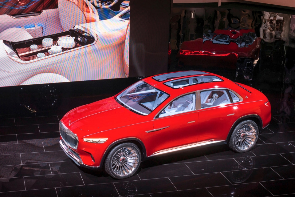 mercedes maybach chuan bi tung ra suv sieu sang doi dau rolls royce