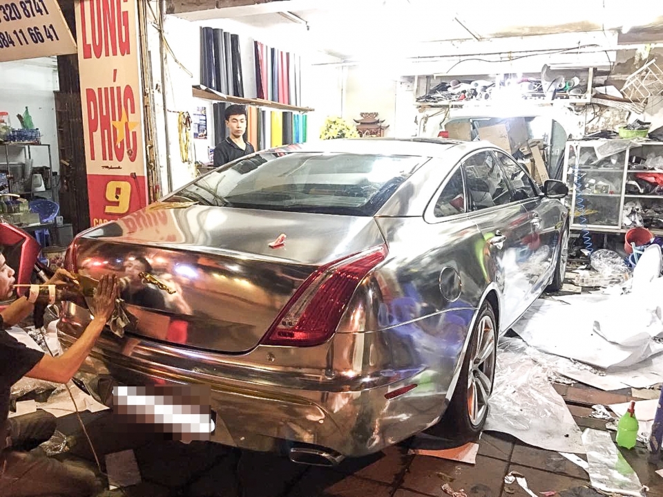 Jaguar XJL giá 6 tỷ đồng "diện áo mới" jaguar xjl gia 6 ty dong dien ao moi