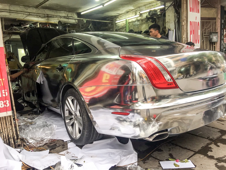 Jaguar XJL giá 6 tỷ đồng "diện áo mới" jaguar xjl gia 6 ty dong dien ao moi