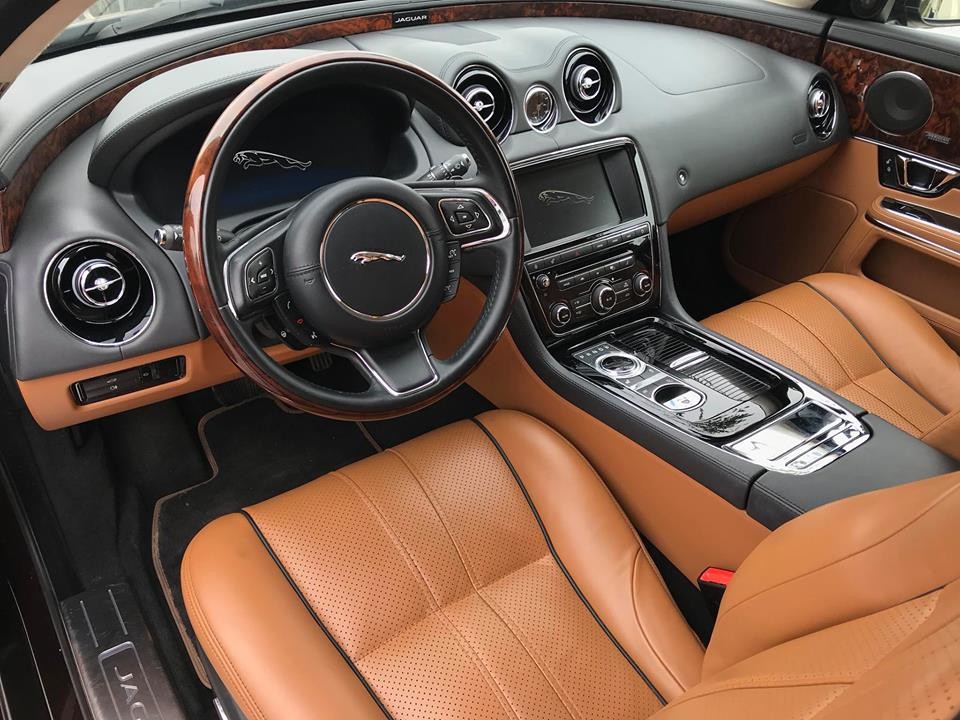 Jaguar XJL giá 6 tỷ đồng "diện áo mới" jaguar xjl gia 6 ty dong dien ao moi