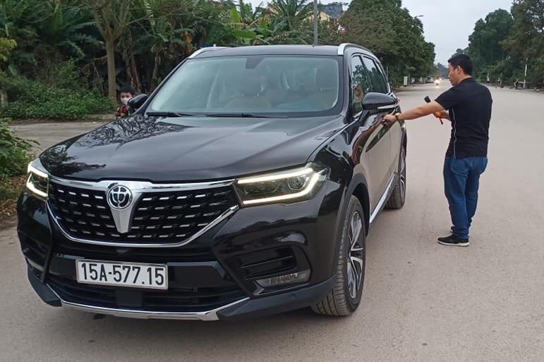 Brilliance V7 về Việt Nam: Xe Trung Quốc, động cơ hỗ trợ bởi BMW, giá 700 triệu brilliance v7 ve viet nam xe trung quoc dong co bmw gia 700 trieu