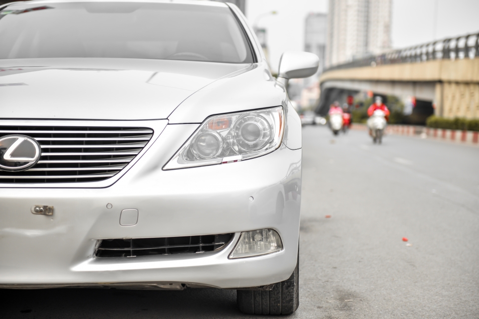 lexus ls 460l xe sang chanh mot thoi co gia chi ngang toyota camry
