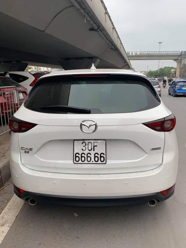 Chủ xe Mazda CX-5 bốc trúng biển Hà Nội ngũ quý 6 giá tiền tỷ chu xe mazda cx 5 boc trung bien ha noi ngu quy 6 gia tien ty