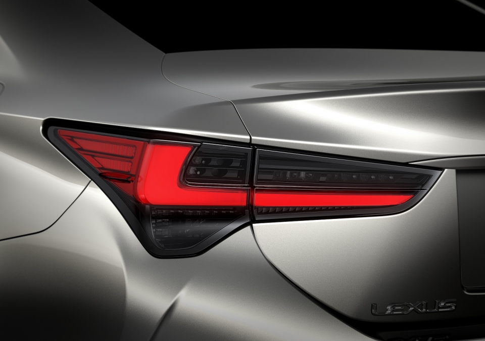 Xe thể thao 2 cửa Lexus RC300 chính thức được phân phối tại Việt Nam xe the thao 2 cua lexus rc300 chinh thuc duoc phan phoi tai viet nam