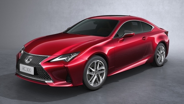 Xe thể thao 2 cửa Lexus RC300 chính thức được phân phối tại Việt Nam