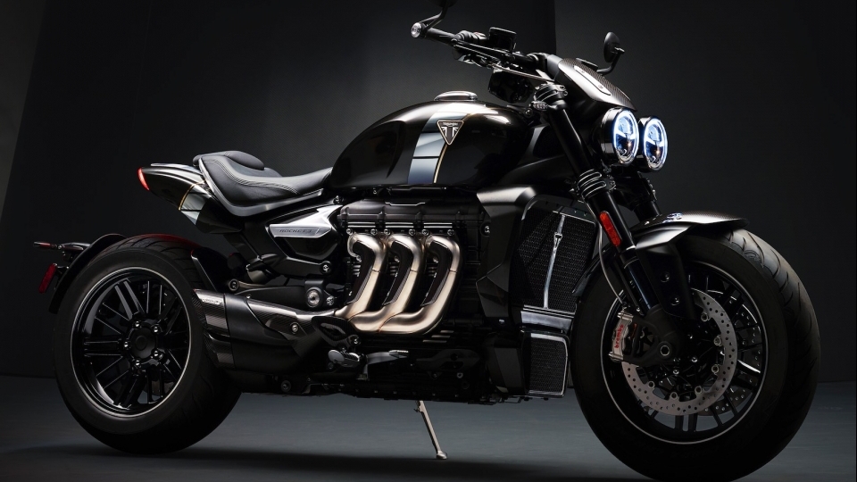 Triumph Rocket mới đẹp dữ dội với thiết kế siêu cơ bắp
