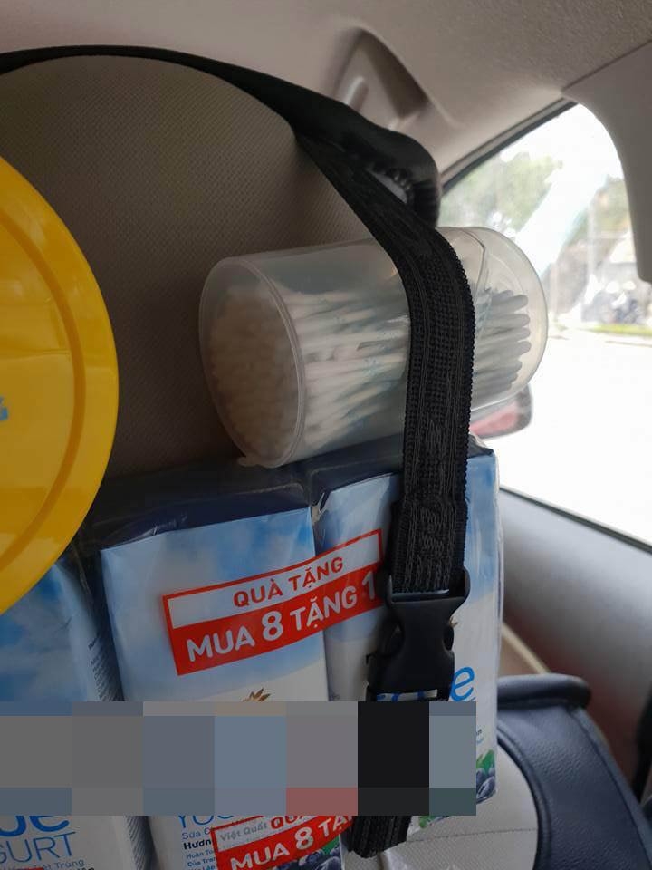 Tài xế Grab ở Sài Gòn khiến ai cũng muốn đi vì xe đầy ắp đồ ăn miễn phí tai xe grab khien ai cung muon di vi xe day ap do an mien phi