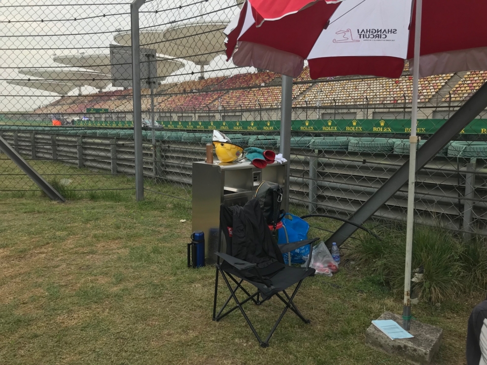 trai nghiem lam tinh nguyen vien o duong dua f1 thuong hai grandprix 2019