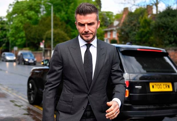 David Beckham bị tước bằng 6 tháng vì lái xe nghe điện thoại vua lai xe vua dung dien thoai david beckham bi cam lai 6 thang