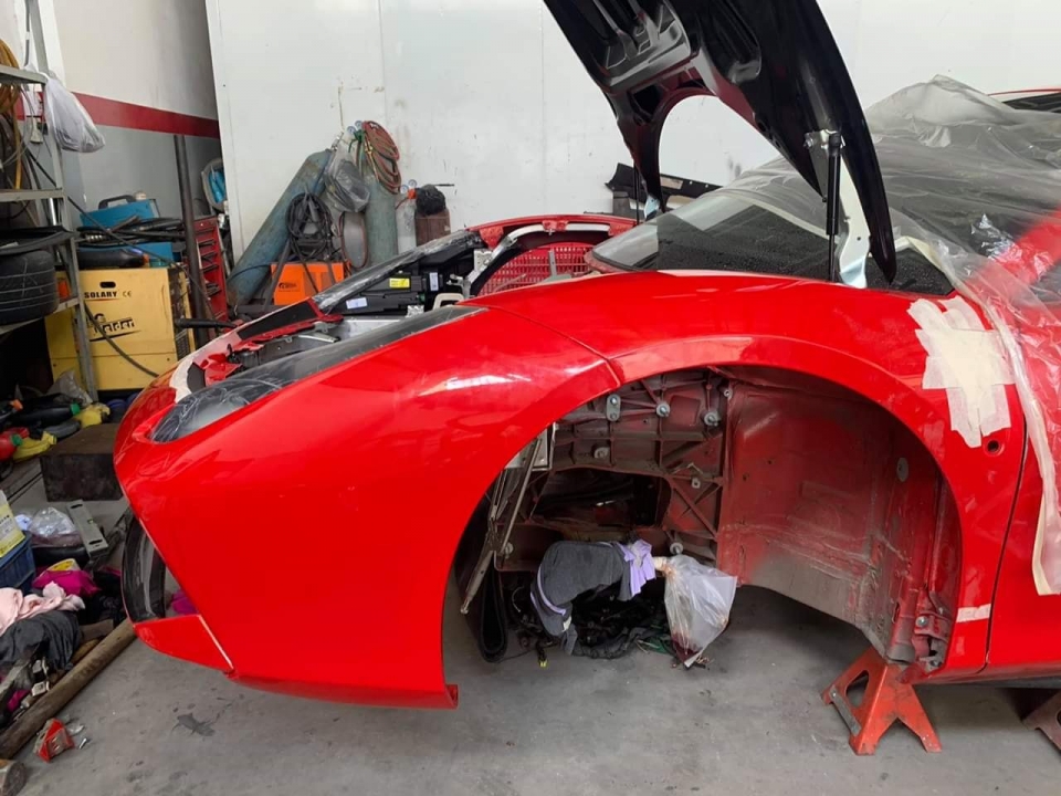 Tuấn Hưng sắp hồi sinh Ferrari 488GTB gặp tai nạn, tốn nhiều tỷ đồng ferrari 488gtb gap tai nan cua ca si tuan hung sap hoi sinh ton nhieu ty dong