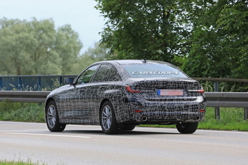 BMW 3-Series 2019 thay đổi toàn diện để cạnh tranh Mercedes-Benz C-Class bmw 3 series 2019 thay doi toan dien de canh tranh mercedes benz c class