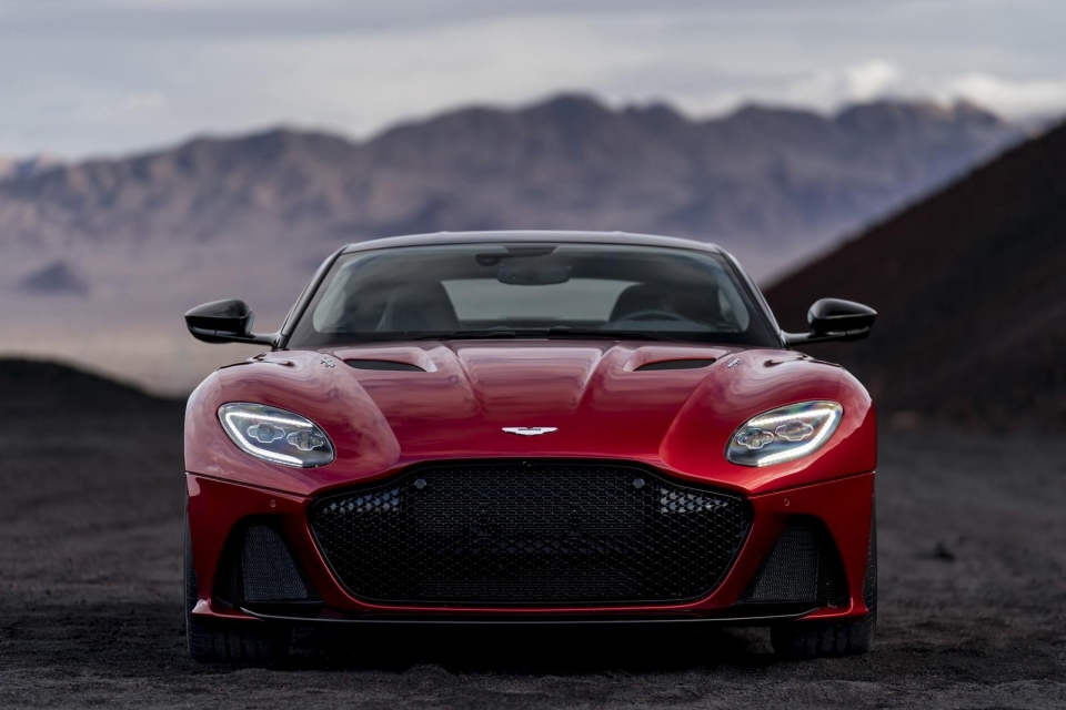Aston Martin trình làng DBS Superleggera 700 mã lực dbs superleggera sieu xe moi nhat cua aston martin trinh lang