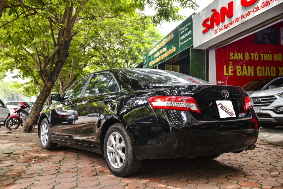 camry le 25 nhap my 10 nam tuoi nha vo dich giu gia vi khong co gi de hong
