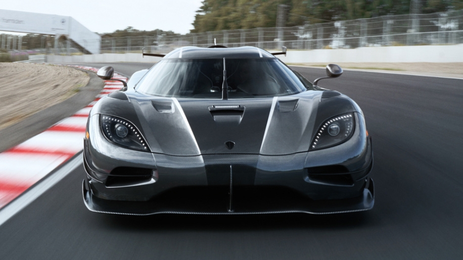 Hai chiếc Koenigsegg Agera cuối cùng sẽ có tên Thor và Vader hai chiec koenigsegg agera cuoi cung se co ten thor va vader