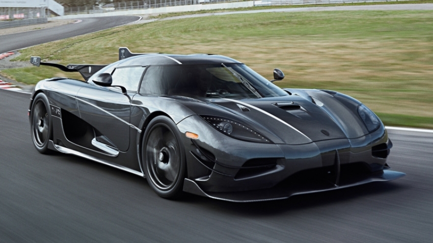 Hai chiếc Koenigsegg Agera cuối cùng sẽ có tên Thor và Vader