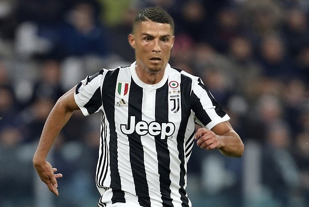 Juventus khiến công nhân Fiat "tâm tư" nếu hoàn thành phi vụ Ronaldo juventus khien cong nhan fiat tam tu neu hoan thanh phi vu ronaldo