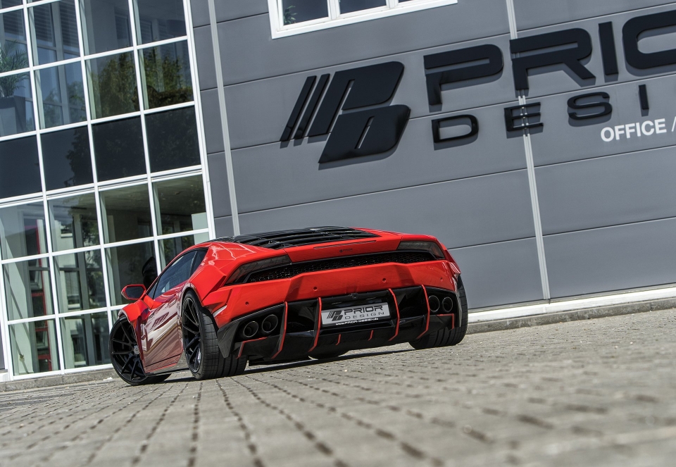 bong mat voi lamborghini huracan do than rong cua prior design