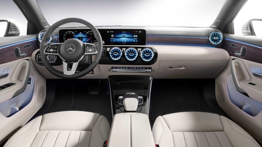 chi tiet a class sedan 2019 voi noi that nhu s class
