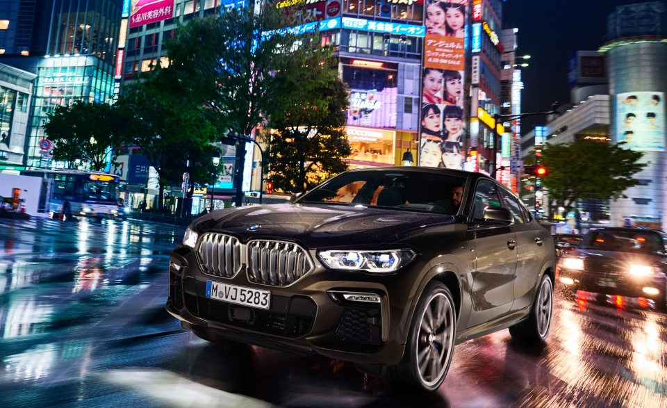 BMW ra mắt X6 thế hệ thứ 3: Thay đổi từ ngoài vào trong bmw ra mat x6 the he thu 3 thay doi tu ngoai vao trong