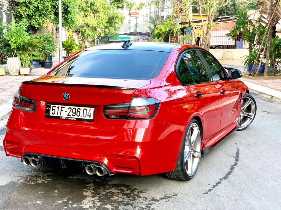 Độ thêm gần 1 tỷ toàn đồ hiệu, BMW 320i chạy 3,2 vạn được bán lại với giá không ngờ do them gan 1 ty toan do hieu bmw 320i chay 10 van duoc ban lai voi gia khong ngo