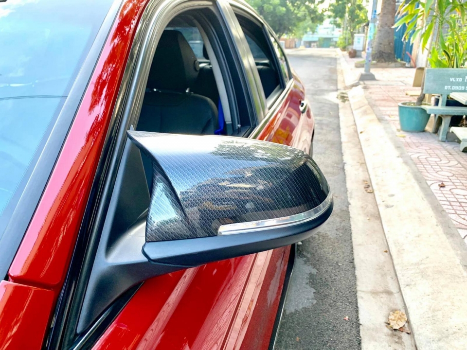 Độ thêm gần 1 tỷ toàn đồ hiệu, BMW 320i chạy 3,2 vạn được bán lại với giá không ngờ do them gan 1 ty toan do hieu bmw 320i chay 10 van duoc ban lai voi gia khong ngo