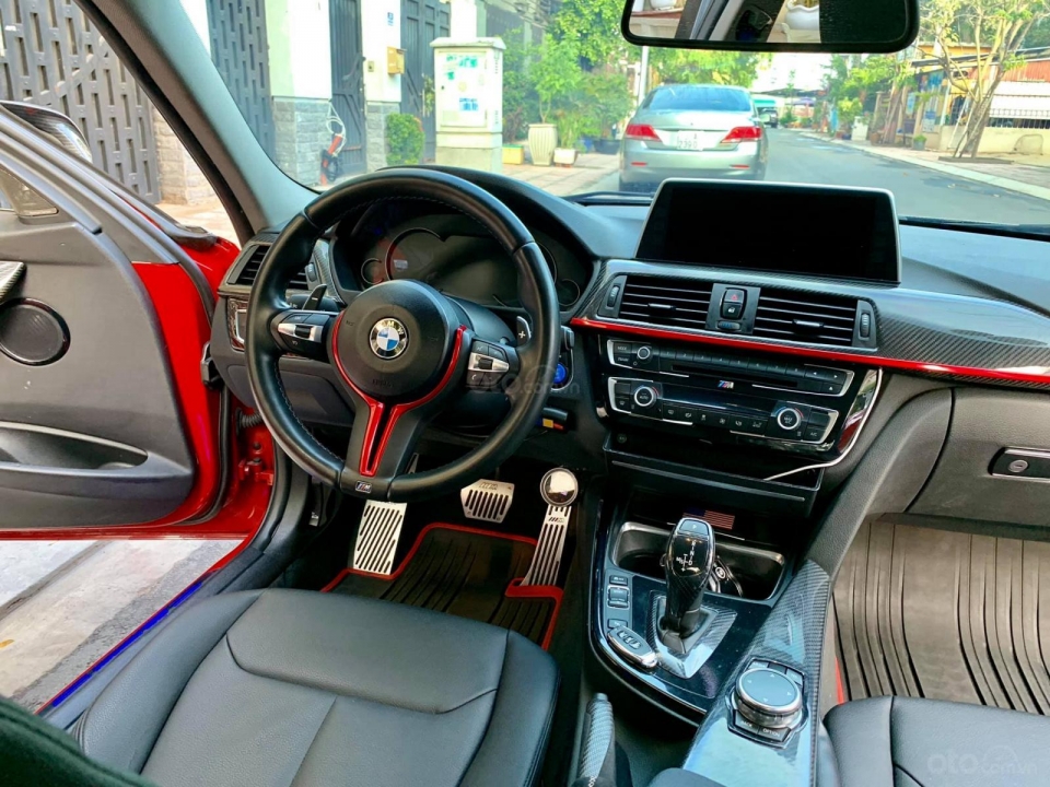 Độ thêm gần 1 tỷ toàn đồ hiệu, BMW 320i chạy 3,2 vạn được bán lại với giá không ngờ do them gan 1 ty toan do hieu bmw 320i chay 10 van duoc ban lai voi gia khong ngo