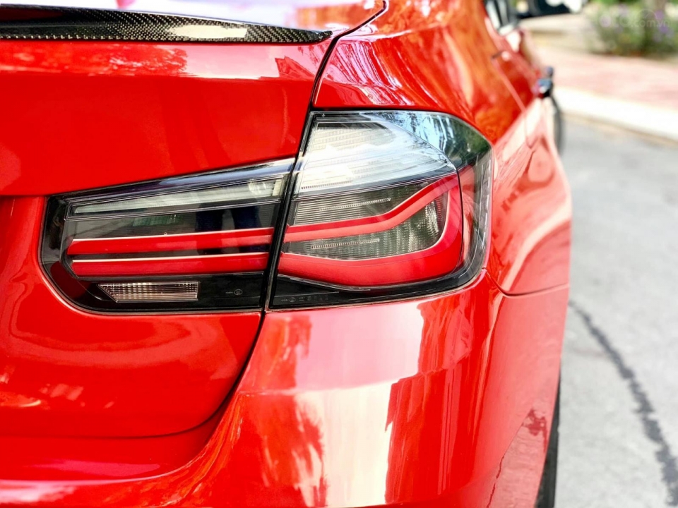 Độ thêm gần 1 tỷ toàn đồ hiệu, BMW 320i chạy 3,2 vạn được bán lại với giá không ngờ do them gan 1 ty toan do hieu bmw 320i chay 10 van duoc ban lai voi gia khong ngo