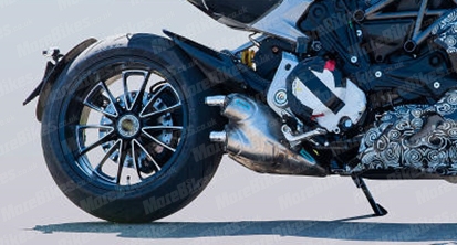 Ducati Diavel lộ ảnh chạy thử trên đường phố ducati diavel lo anh chay thu tren duong pho