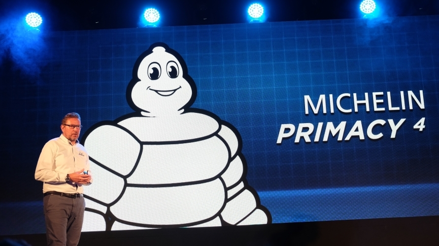 Bài thử độc đáo: Phanh chết với lốp Michelin đã mài gần nhẵn thín