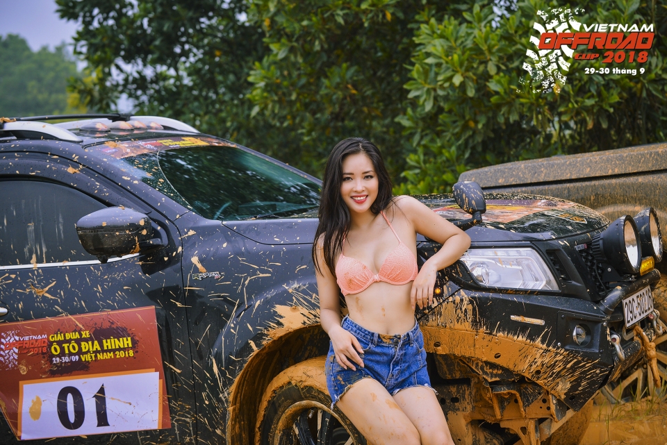 voc 2018 chan dai lam lem bun dat cung nissan navara