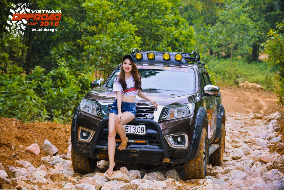 voc 2018 chan dai lam lem bun dat cung nissan navara