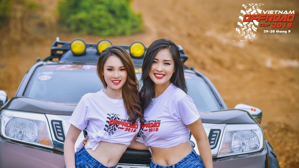 [VOC 2018] Chân dài lấm lem bùn đất cùng Nissan Navara