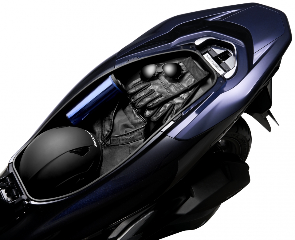 Giá ngang Honda SH 150, PCX Hybrid vừa ra mắt tại Việt Nam có gì đặc biệt? gia ngang honda sh 150 pcx hybrid vua ra mat tai viet nam co gi dac biet