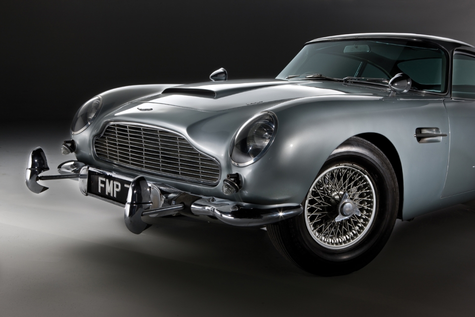 aston martin tai san xuat sieu xe cua diep vien 007 gia 80 ty dong
