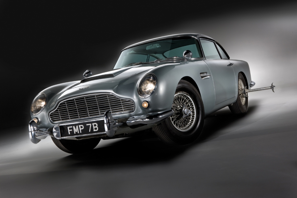 Aston Martin tái sản xuất siêu xe của điệp viên 007, giá 80 tỷ đồng aston martin tai san xuat sieu xe cua diep vien 007 gia 80 ty dong