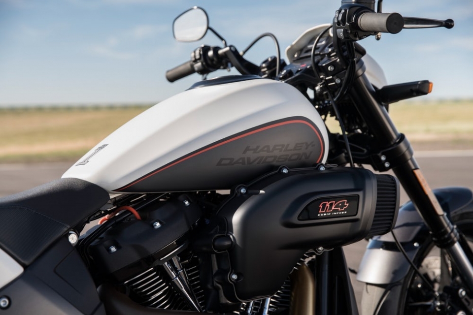 Harley-Davidson FXDR 114 2019 ra mắt, sẵn sàng cho đường đua harley davidson fxdr 114 2019 ra mat san sang cho duong dua