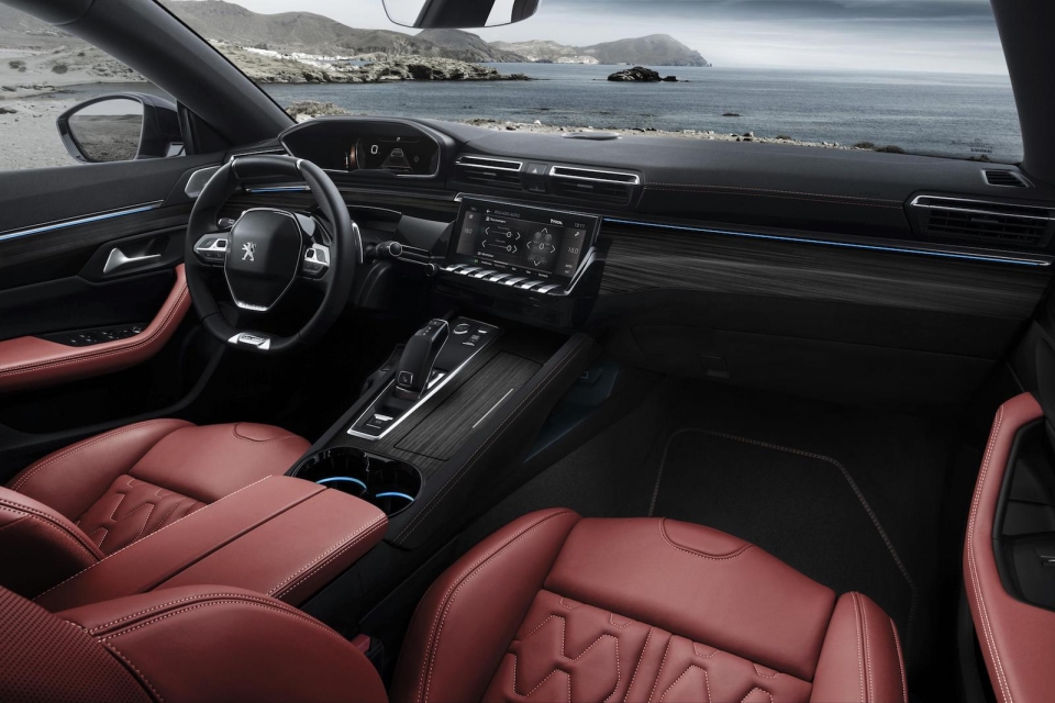 Peugeot 508 thế hệ mới: Đối thủ đáng gờm trong phân khúc sedan cỡ D chi tiet peugeot 508 the he moi vuot troi so voi cac doi thu cung phan khuc