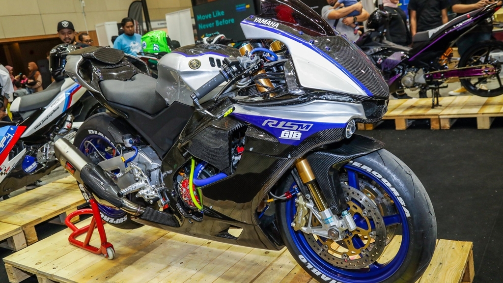 Yamaha Exciter 150 độ cực "khủng", ai xem cũng phải trầm trồ