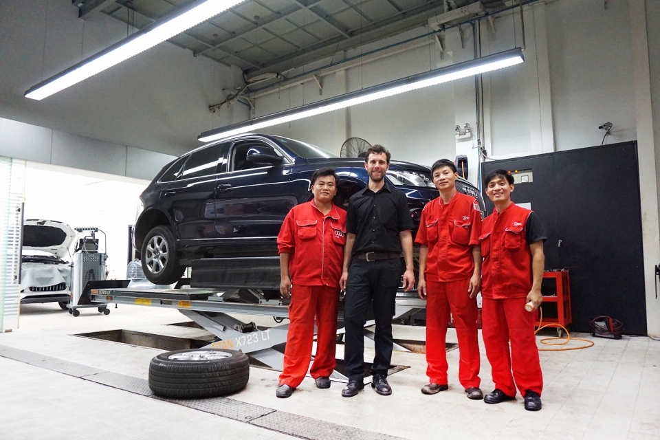 Cơ hội cho khách hàng Việt gặp gỡ các chuyên gia kỹ thuật hàng đầu thế giới của Audi co hoi cho khach hang viet gap go cac chuyen gia ky thuat hang dau the gioi cua audi