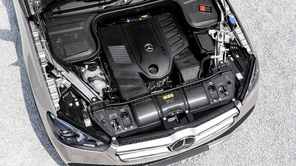 Mercedes-Benz giới thiệu GLE hoàn toàn mới, trang bị hàng loạt công nghệ tiên tiến mercedes benz gioi thieu gle hoan toan moi trang bi hang loat cong nghe tien tien