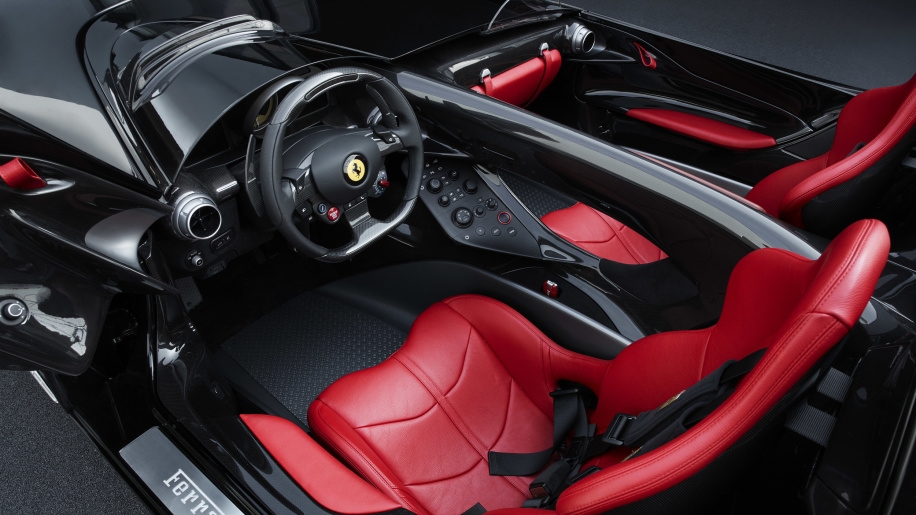 ferrari bat ngo ra mat 2 mau xe mui tran phong cach xe dua hoai co