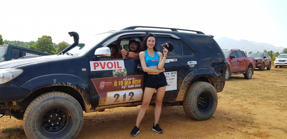 voc 2018 nhung bong hong xinh dep tai chao lua dong mo