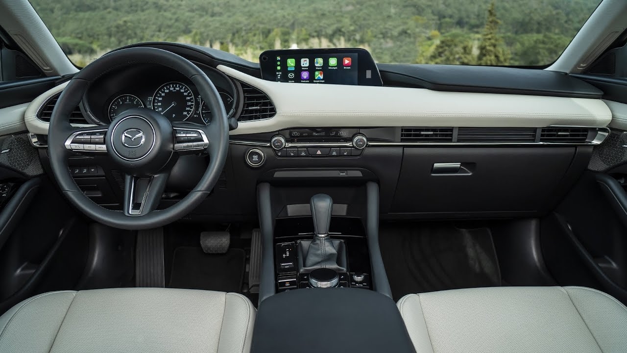Mazda 3 2019 chuẩn bị ra mắt tại Việt Nam có gì hơn Honda Civic? mazda 3 2019 chuan bi ra mat tai viet nam co gi hon honda civic