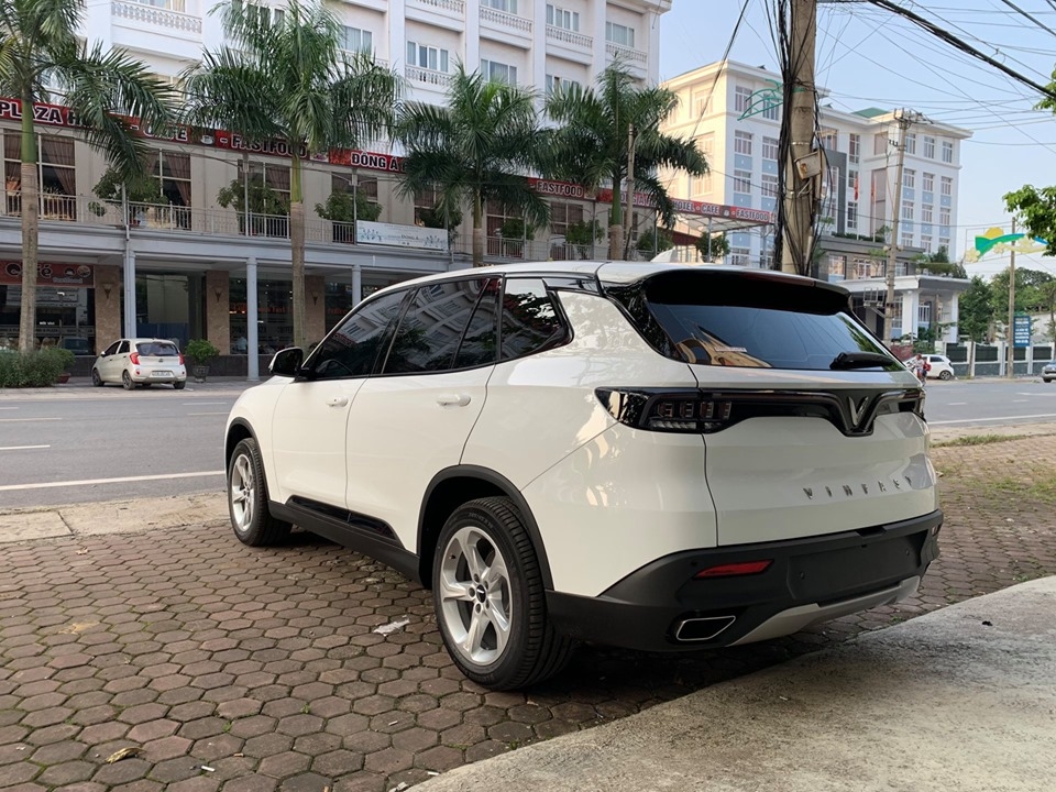 Chủ showroom độ xe: Vinfast Lux SA2.0 chạy ngon nhưng còn nhược điểm chu showroom do xe vinfast lux sa20 chay ngon nhung con nhuoc diem