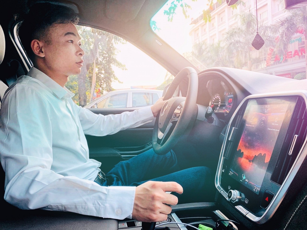 Chủ showroom độ xe: Vinfast Lux SA2.0 chạy ngon nhưng còn nhược điểm chu showroom do xe vinfast lux sa20 chay ngon nhung con nhuoc diem