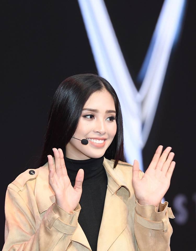 Hoa hậu Trần Tiểu Vy và David Beckham cùng đại diện cho Vinfast tại Paris Motor Show hoa hau tran tieu vy va david beckham xuat hien trong su kien cua vinfast tai paris motor show