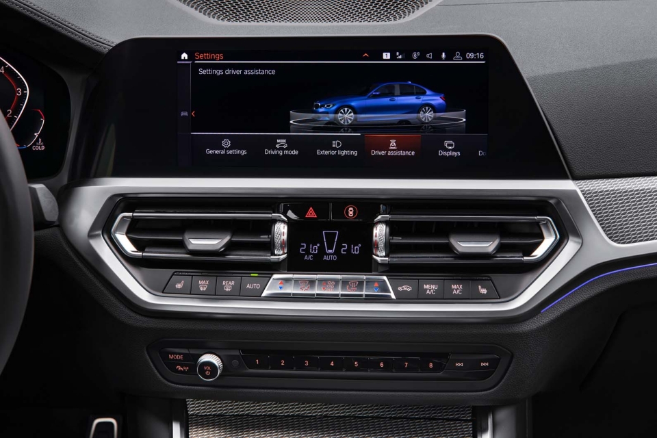 bmw 3 series 2019 ra mat paris motor show thiet ke ham ho hon phien ban cu